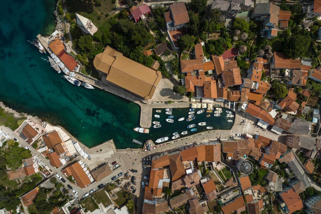 House Encanto Veli Losinj Luaran gambar