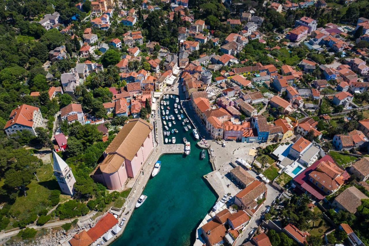 House Encanto Veli Losinj Luaran gambar